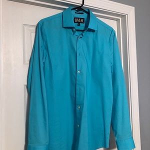 Men’s long sleeve button down dress shirt size M